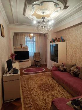 In Baku 85.0 m² apartment is for sale - Image 2