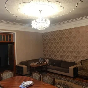 In Baku 220.0 m² house with 5.0 rooms is for sale - Изображение 2