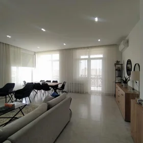 In Baku 125.0 m² apartment is for rent - Изображение 3