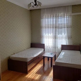 In Baku 111.0 m² apartment is for rent - Изображение 2