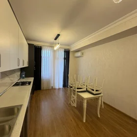 Baku-da 180.0 m2 mənzil kirayə verilir - Şəkil 3