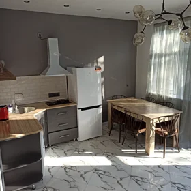 In Baku 80.0 m² house with 3.0 rooms is for rent - Изображение 2
