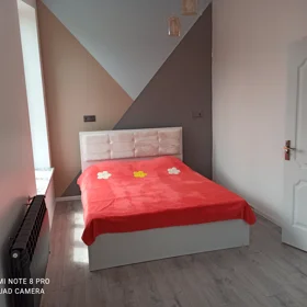 In Baku 80.0 m² house with 3.0 rooms is for rent - Изображение 3