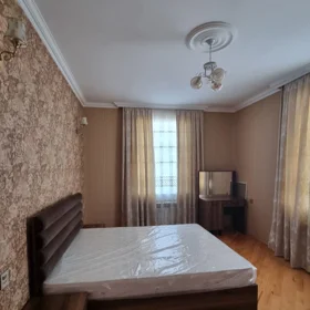 In Baku 150.0 m² house with 5.0 rooms is for rent - Изображение 3