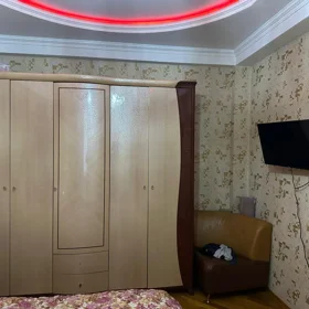 In Baku 106.0 m² apartment is for sale - Image 5