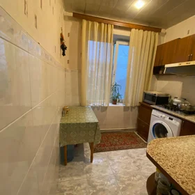 In Baku 120.0 m² apartment is for sale - Image 3