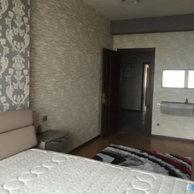 In Baku 100.0 m² apartment is for rent - Image 4