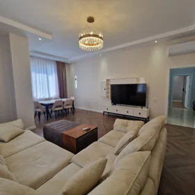 Baku-da 130.0 m2 mənzil kirayə verilir - Şəkil 4