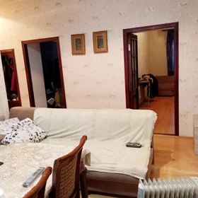 In Baku 70.0 m² apartment is for sale - Image 4