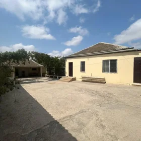 In Baku 150.0 m² house with 4.0 rooms is for sale - Изображение 2