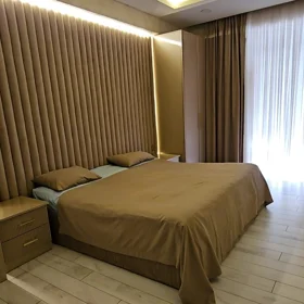 In Baku 135.0 m² apartment is for rent - Image 3