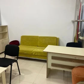 Baku-da 14.0 m2 ofis kirayə verilir - Şəkil 4