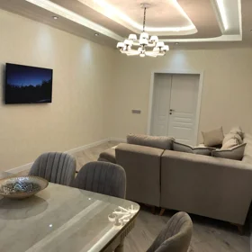 Baku-da 95.0 m2 mənzil kirayə verilir - Şəkil 2