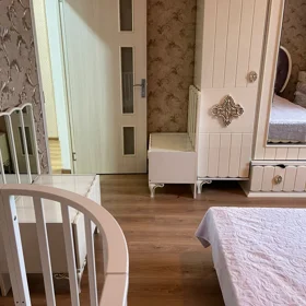 In Baku 70.0 m² apartment is for rent - Image 4