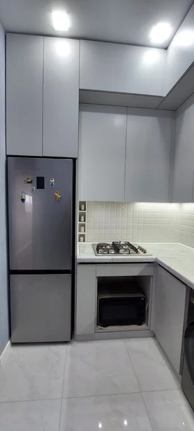 In Baku 64.0 m² apartment is for sale - Image 3