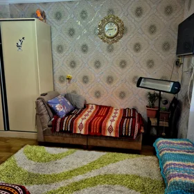 In Khirdalan 54.0 m² house with 2.0 rooms is for sale - Image 3