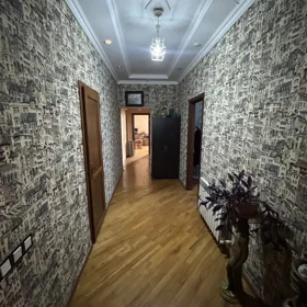 In Baku 113.0 m² apartment is for sale - Image 5