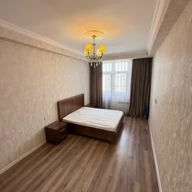 In Baku 135.0 m² apartment is for rent - Image 4
