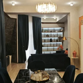 In Baku 110.0 m² apartment is for rent - Image 2