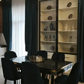 In Baku 110.0 m² apartment is for rent - Image 3