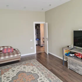 In nan 100.0 m² apartment is for rent - Image 3