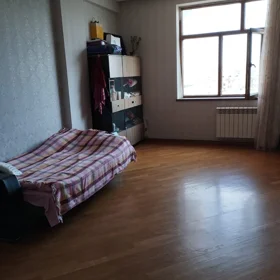 Baku-da 90.0 m2 mənzil satılır - Şəkil 2