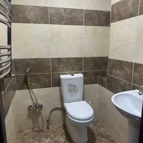 Baku-da 100.0 m2 mənzil kirayə verilir - Şəkil 2