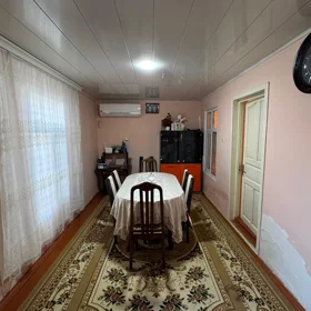 In Baku 70.0 m² house with 3.0 rooms is for sale - Изображение 3