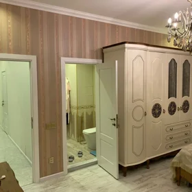 In Baku 135.0 m² apartment is for sale - Image 5