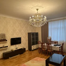 In Baku 130.0 m² apartment is for rent - Image 2