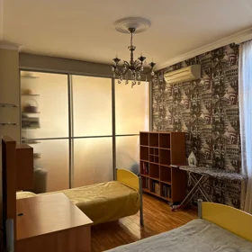 In Baku 130.0 m² apartment is for rent - Image 4