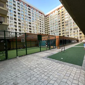 In Baku 97.0 m² apartment is for rent - Image 3