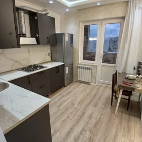 Baku-da 85.0 m2 mənzil kirayə verilir - Şəkil 3