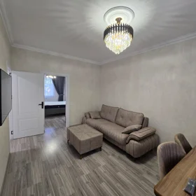 Baku-da 90.0 m2 mənzil kirayə verilir - Şəkil 2