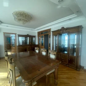 In Baku 232.0 m² apartment is for sale - Image 5