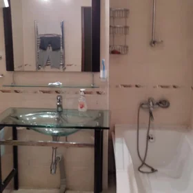 Baku-da nan m2 mənzil satılır - Şəkil 4