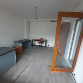 Baku-da 220.0 m2 ofis kirayə verilir - Şəkil 2