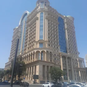 In Baku 150.0 m² apartment is for rent - Изображение 2