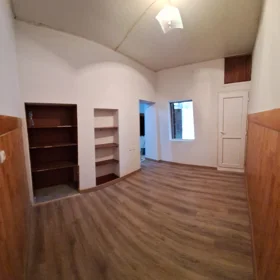 In nan 50.0 m² commercial is for rent