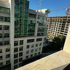 In Baku 70.0 m² apartment is for rent - Image 4