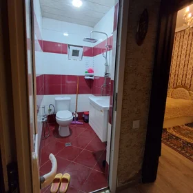 In Khirdalan 70.0 m² house with 3.0 rooms is for rent - Image 5