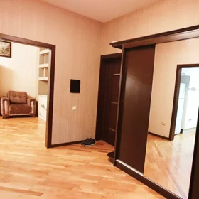 In Baku 90.0 m² apartment is for rent - Image 4