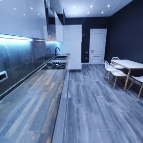 In Baku 92.0 m² apartment is for rent - Image 3