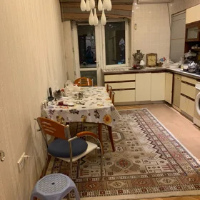 In Baku 180.0 m² apartment is for sale - Изображение 2