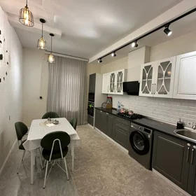 In Baku 210.0 m² house with 4.0 rooms is for sale - Изображение 3