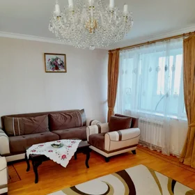 Baku-da 90.0 m2 mənzil kirayə verilir - Şəkil 2