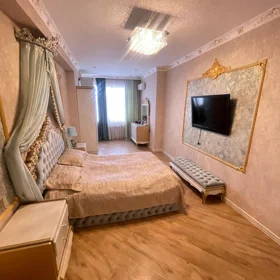 Baku-da 180.0 m2 mənzil kirayə verilir - Şəkil 4