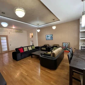 In Baku 105.0 m² apartment is for rent - Image 3