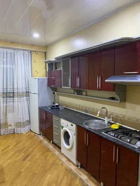 In Baku 91.0 m² apartment is for rent - Image 2