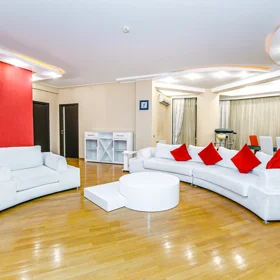 In Baku nan m² apartment is for sale - Image 2